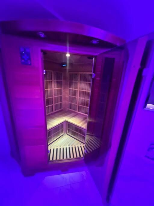 Maison Appartement Triplex Avec Jacuzzi Et Sauna Saint-Etienne  Exterior foto